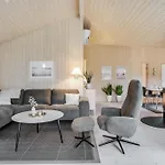 Lovely With Wilderness Bath And Space For 8 People * Pandrup