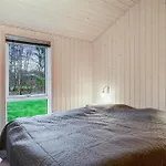 Lovely With Wilderness Bath And Space For 8 People Tatil Evi Pandrup