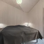 Lovely With Wilderness Bath And Space For 8 People *